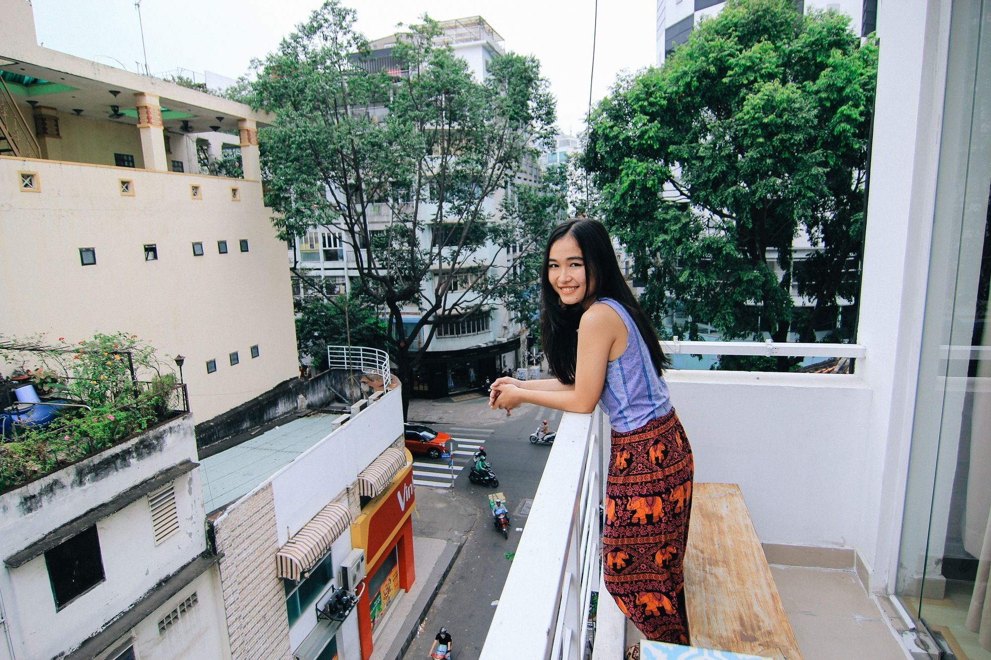 Wanderlust Saigon Hostel & Rooftop Bar โฮจิมินห์ซิตี้ ภายนอก รูปภาพ